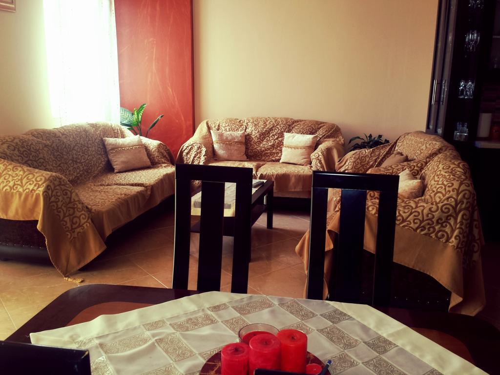 Apartment Angel Sarandë Kamer foto