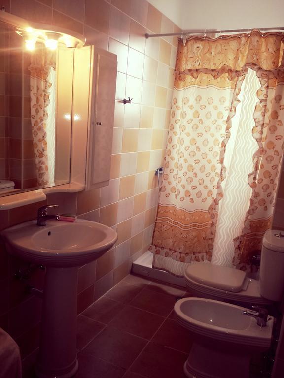 Apartment Angel Sarandë Kamer foto